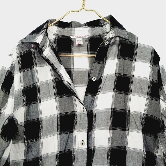 Victoria's Secret White & Black Flannel Plaid Button-Down Shirt 2524 - Picture 3 of 9